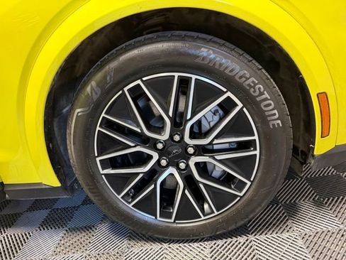 Used 2025 Ford Mustang Mach-E Premium AWD/4WD image 41