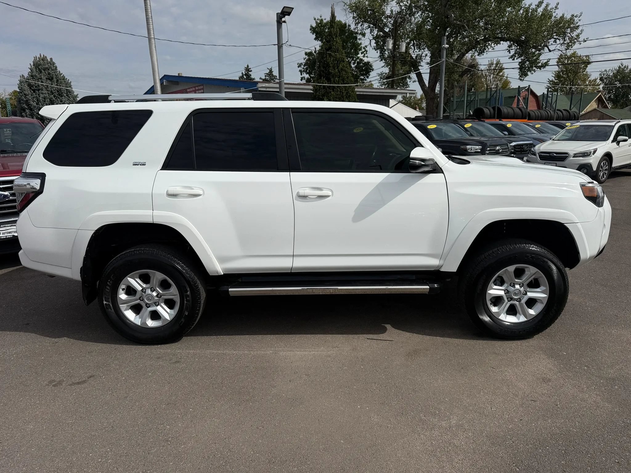 Used 2021 Toyota 4Runner SR5 Premium w/ Moonroof Package AWD/4WD image 10