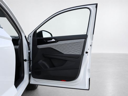 Used 2022 Volkswagen Taos S w/ IQ Drive S Package FWD image 20