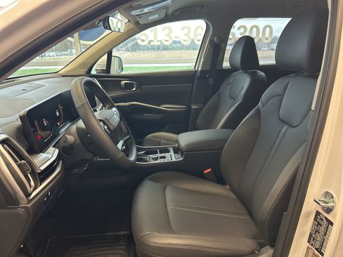 New 2026 Kia Sorento EX AWD/4WD image 17