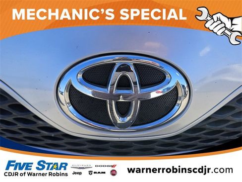 Used 2011 Toyota Camry SE image 29