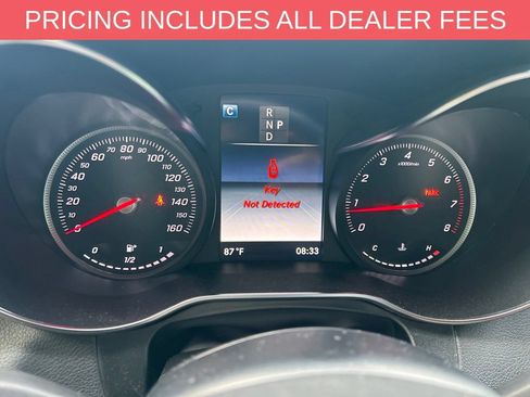 Used 2019 Mercedes-Benz GLC 300 4MATIC image 10