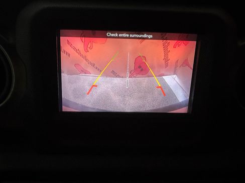 Used 2018 Jeep Wrangler Unlimited Sport S AWD/4WD image 28