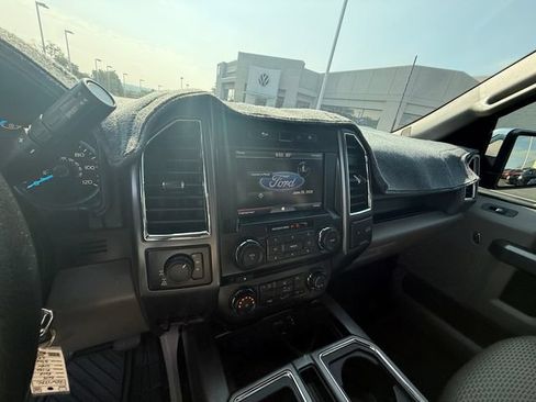 Used 2015 Ford F150 XLT w/ Equipment Group 302A Luxury AWD/4WD image 29