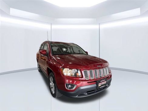 Used 2016 Jeep Compass High Altitude FWD image 3