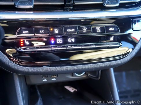 New 2026 Buick Envista Avenir image 19