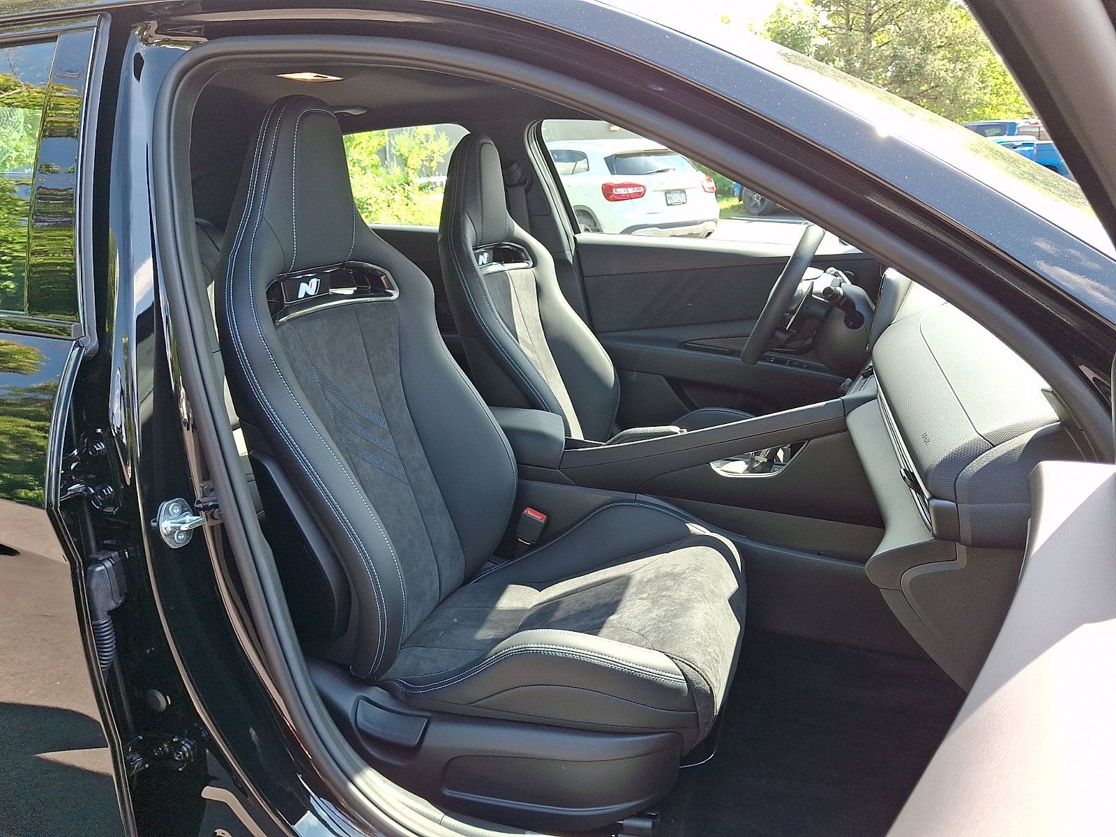 Used 2026 Hyundai Elantra N FWD image 3