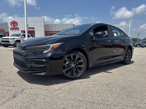 New 2026 Toyota Corolla SE FWD image 1