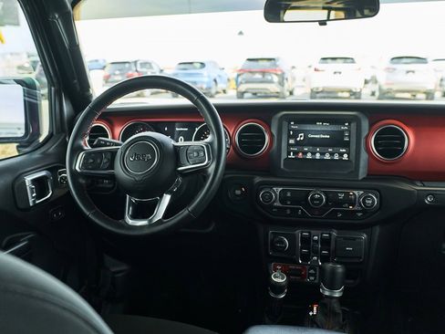 Used 2021 Jeep Wrangler Unlimited Rubicon image 32