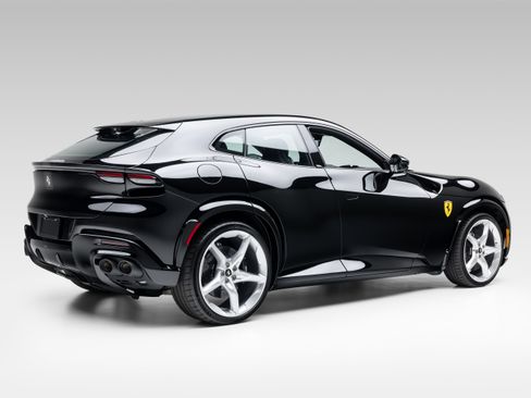 Used 2026 Ferrari Purosangue AWD/4WD image 12