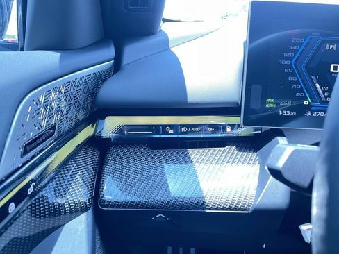 Used 2026 BMW M5 w/ Carbon Package AWD/4WD image 18