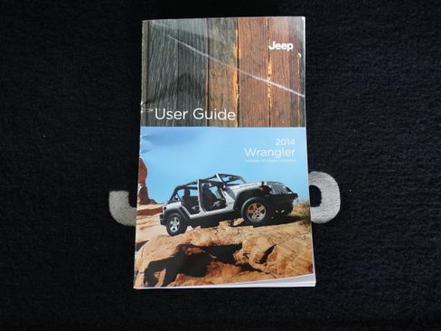 Used 2014 Jeep Wrangler Unlimited Sahara w/ Max Tow Package image 21