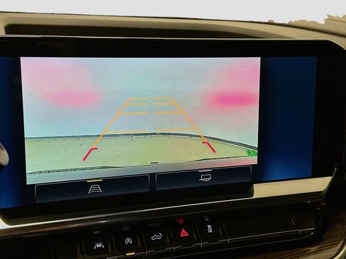 Used 2023 Chevrolet Silverado 1500 LT image 23