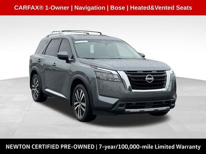 Used 2025 Nissan Pathfinder Platinum w/ Cargo Package