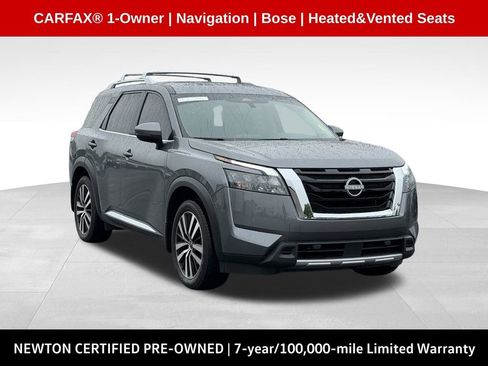 Used 2025 Nissan Pathfinder Platinum w/ Cargo Package FWD image 1
