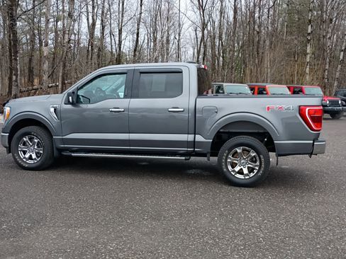 Used 2021 Ford F150 XLT w/ Equipment Group 302A High image 9