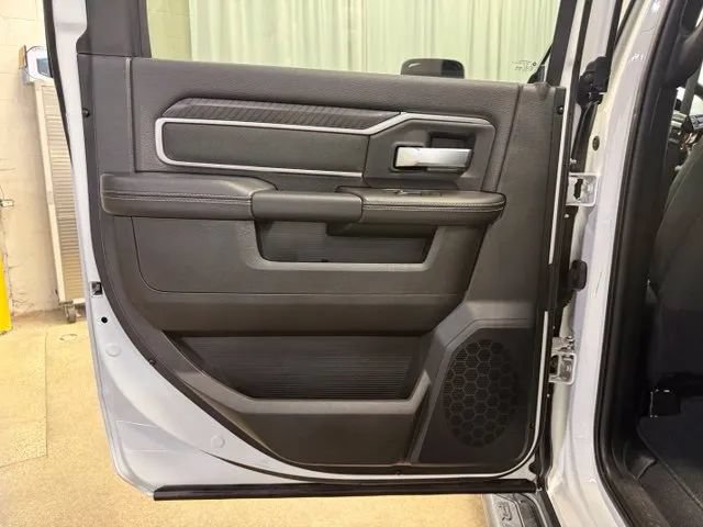 Used 2025 RAM 2500 Big Horn AWD/4WD image 20