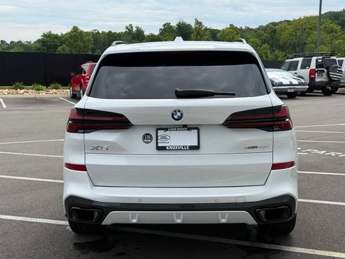 Used 2026 BMW X5 xDrive40i AWD/4WD image 9