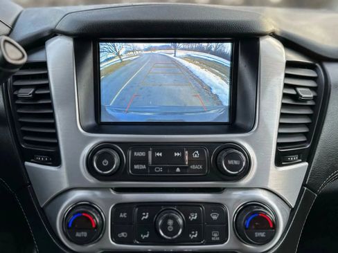 Used 2019 GMC Yukon XL SLE image 26