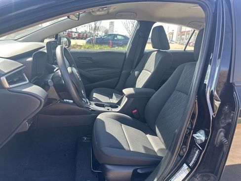 Used 2024 Toyota Corolla LE FWD image 10