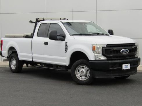 Used 2021 Ford F250 XL w/ Power Equipment Group AWD/4WD image 1