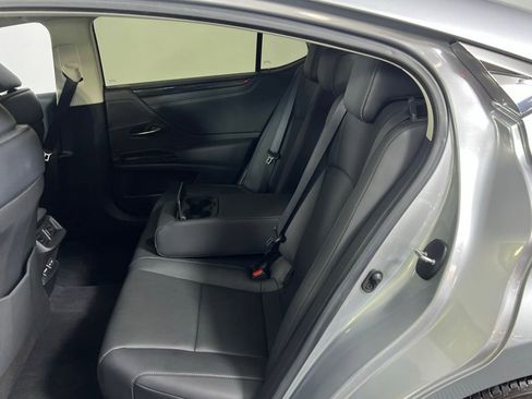 Used 2025 Lexus ES 350 image 26