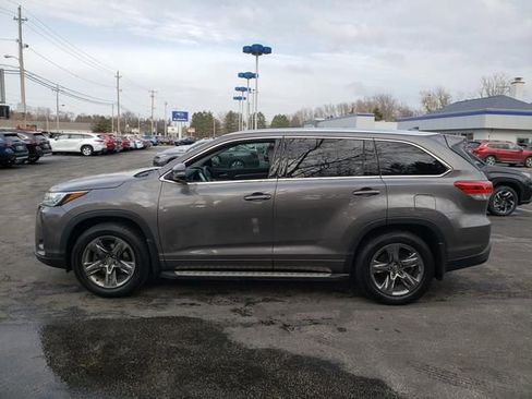 Used 2018 Toyota Highlander Limited Platinum image 7