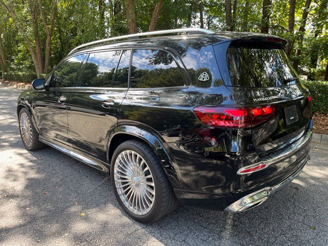 Used 2025 Mercedes-Benz Maybach GLS 600 4MATIC image 7