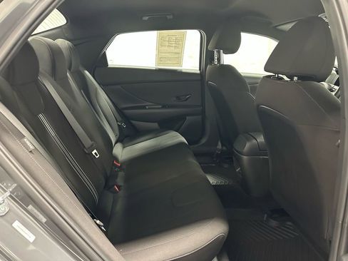 Used 2025 Hyundai Elantra Sport image 49