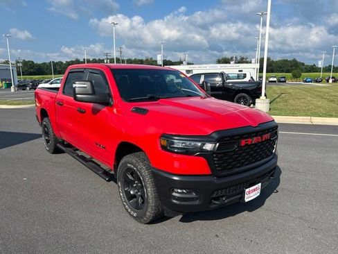 Used 2025 RAM 1500 Warlock AWD/4WD image 5