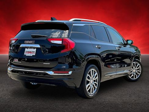 Used 2023 GMC Terrain Denali AWD/4WD image 5