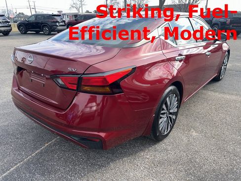 Used 2024 Nissan Altima 2.5 SV image 30