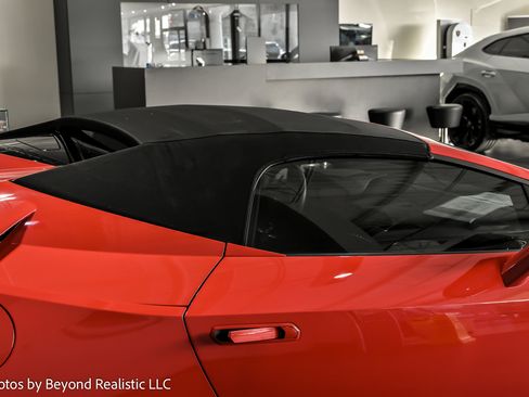 Used 2023 Lamborghini Huracan EVO image 42