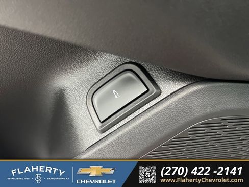 New 2026 Chevrolet Equinox RS image 23