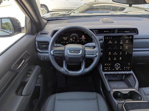 New 2026 GMC Terrain AT4 w/ LPO, Floor Liner Package image 3