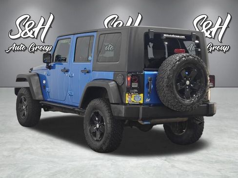 Used 2010 Jeep Wrangler Unlimited Sport image 17