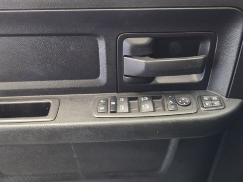 Used 2023 RAM 2500 Tradesman w/ Chrome Appearance Group image 22