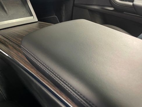 Used 2022 Tesla Model X image 49