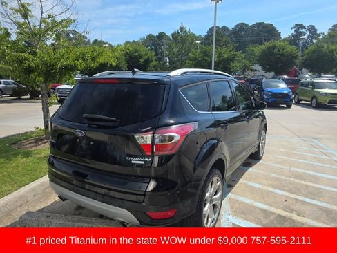 Used 2017 Ford Escape Titanium w/ Equipment Group 301A FWD image 5