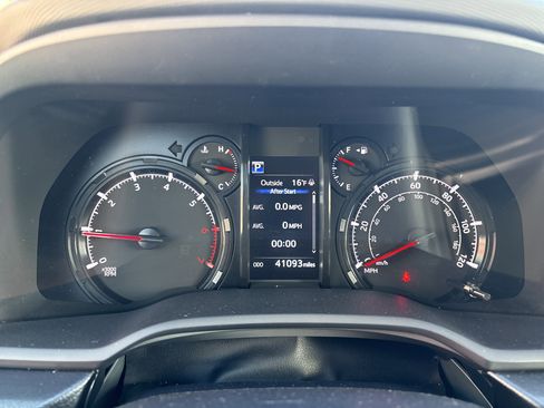 Used 2024 Toyota 4Runner SR5 Premium image 21