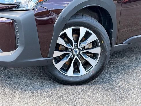 Certified 2025 Subaru Outback Limited AWD/4WD image 32
