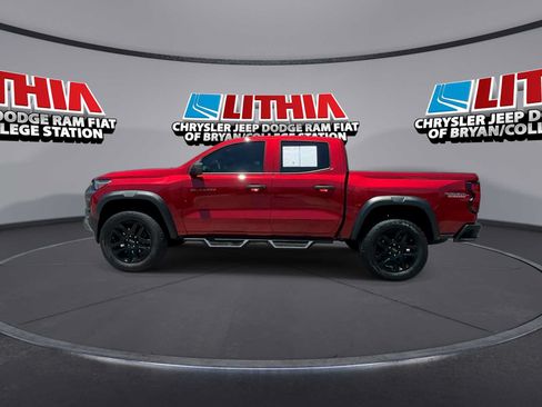 Used 2025 Chevrolet Colorado Trail Boss AWD/4WD image 5