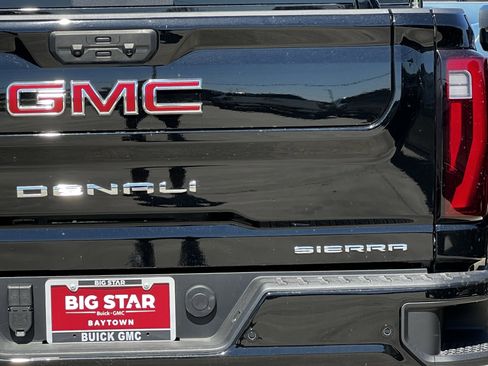 New 2025 GMC Sierra 2500 Denali w/ Technology Package image 5
