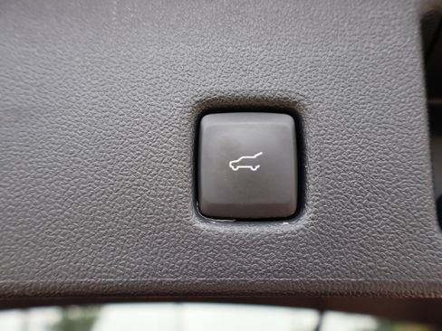 Used 2024 Ford Escape ST-Line Select w/ Tech Pack #2 image 24