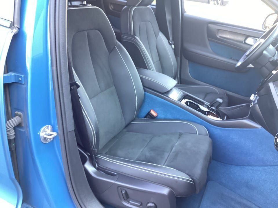 Certified 2023 Volvo C40 P8 Recharge Ultimate AWD/4WD image 32