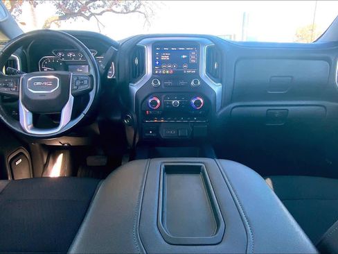 Used 2020 GMC Sierra 1500 Elevation w/ Elevation Value Package image 15