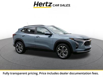 Used 2025 Chevrolet Trax LT w/ LT Convenience Package