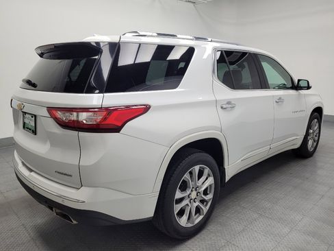 Used 2019 Chevrolet Traverse Premier w/ Driver Confidence II Package FWD image 10