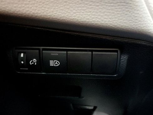 Certified 2023 Toyota Corolla Cross LE image 45