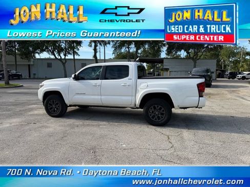 Used 2023 Toyota Tacoma SR5 w/ Technology Package RWD image 5